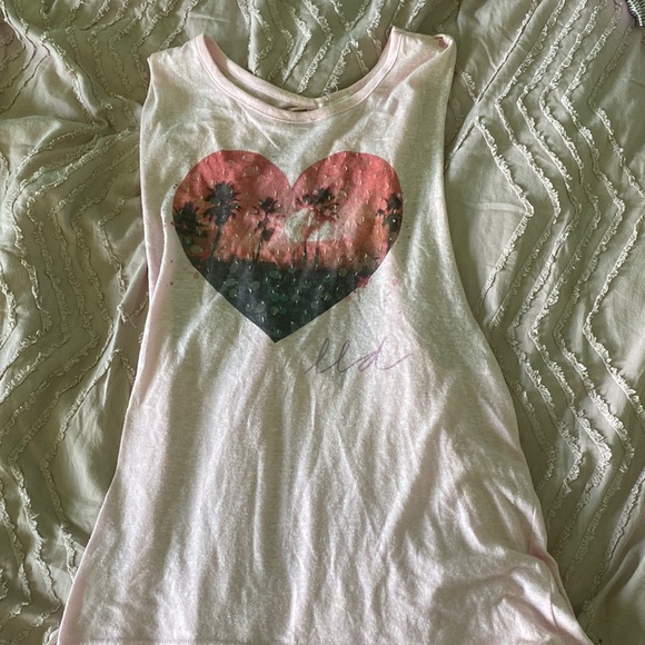 Pink top - Picture 1 of 2